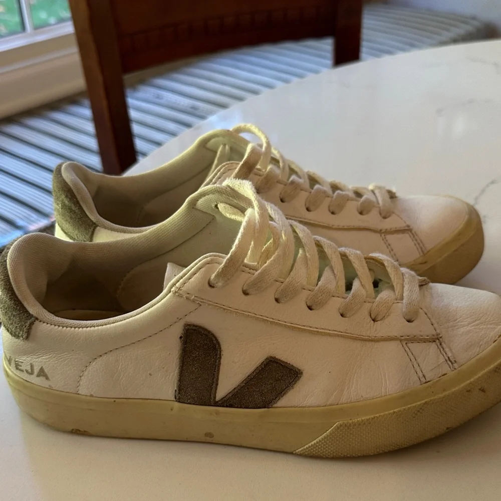 Vintage Veja Cream and Sage Sneakers - ✨Exclusive✨ - Picture 1 of 6